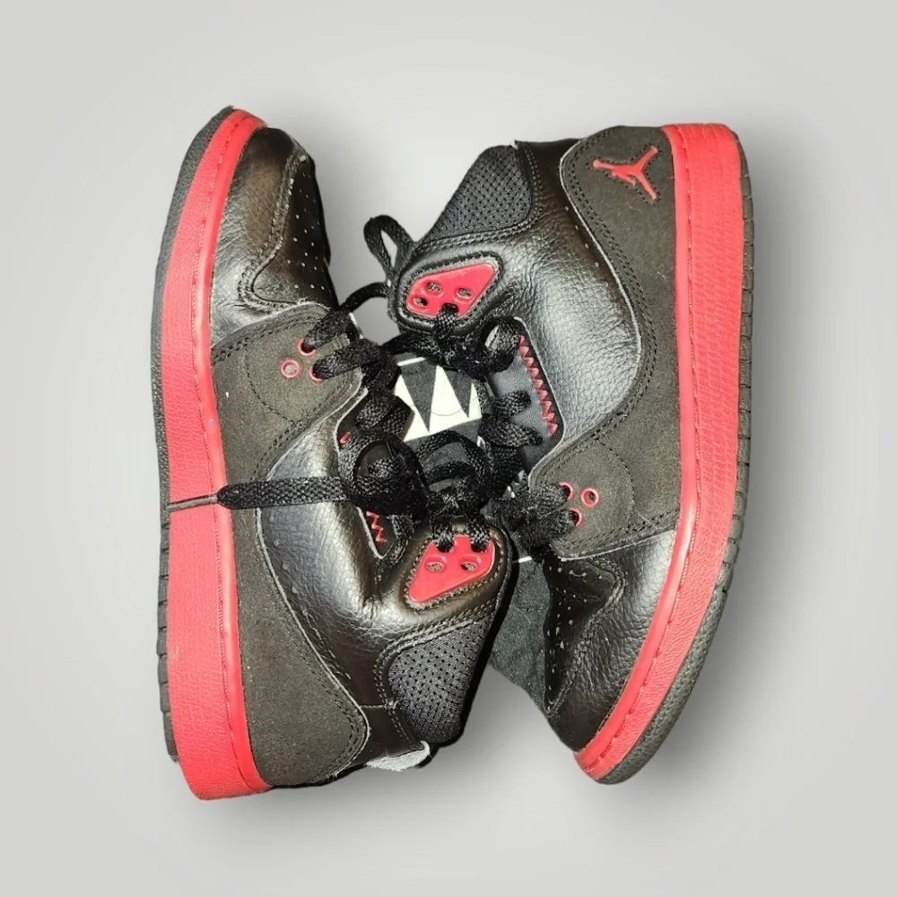 Nike Air Jordan 1 Flight 2 Black Red 23 Sneakers Shoes Youth 4